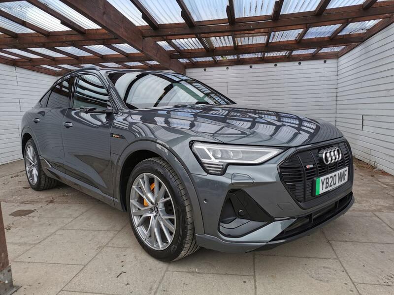 AUDI E-TRON